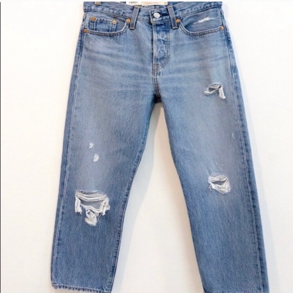 Levi’s Wedgie Fit Straight Jeans - Picture 2 of 5